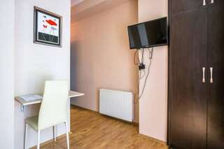 Отель Shatell Тбилиси Двухместный номер с 2 отдельными кроватями-3